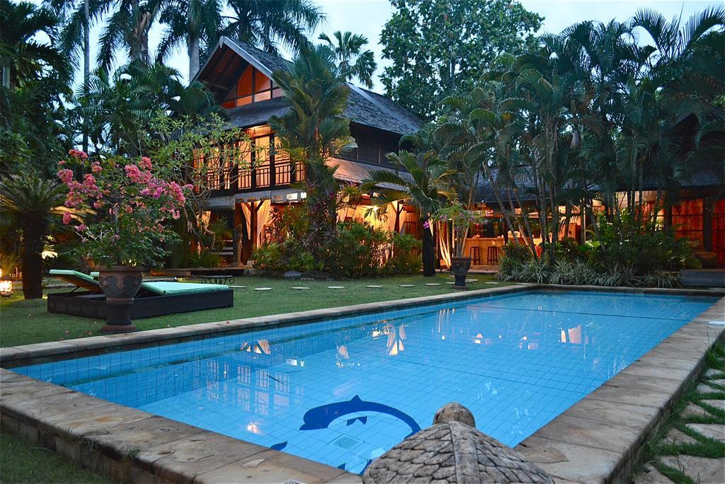Villa Una Seminyak  Exterior photo