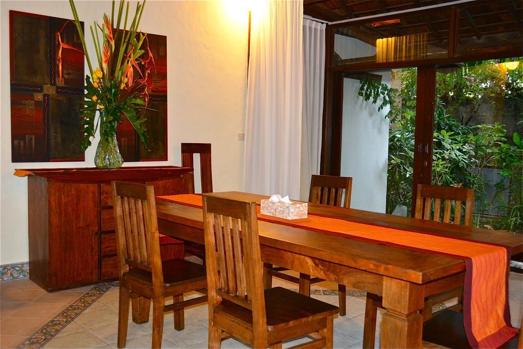 Villa Una Seminyak  Exterior photo