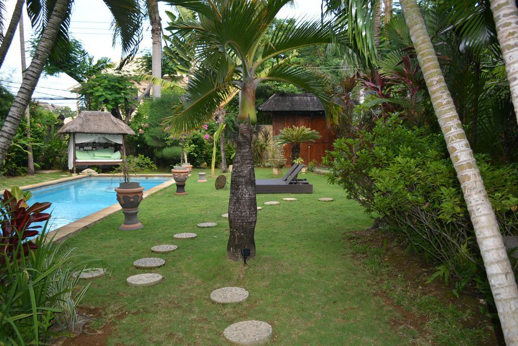 Villa Una Seminyak  Exterior photo